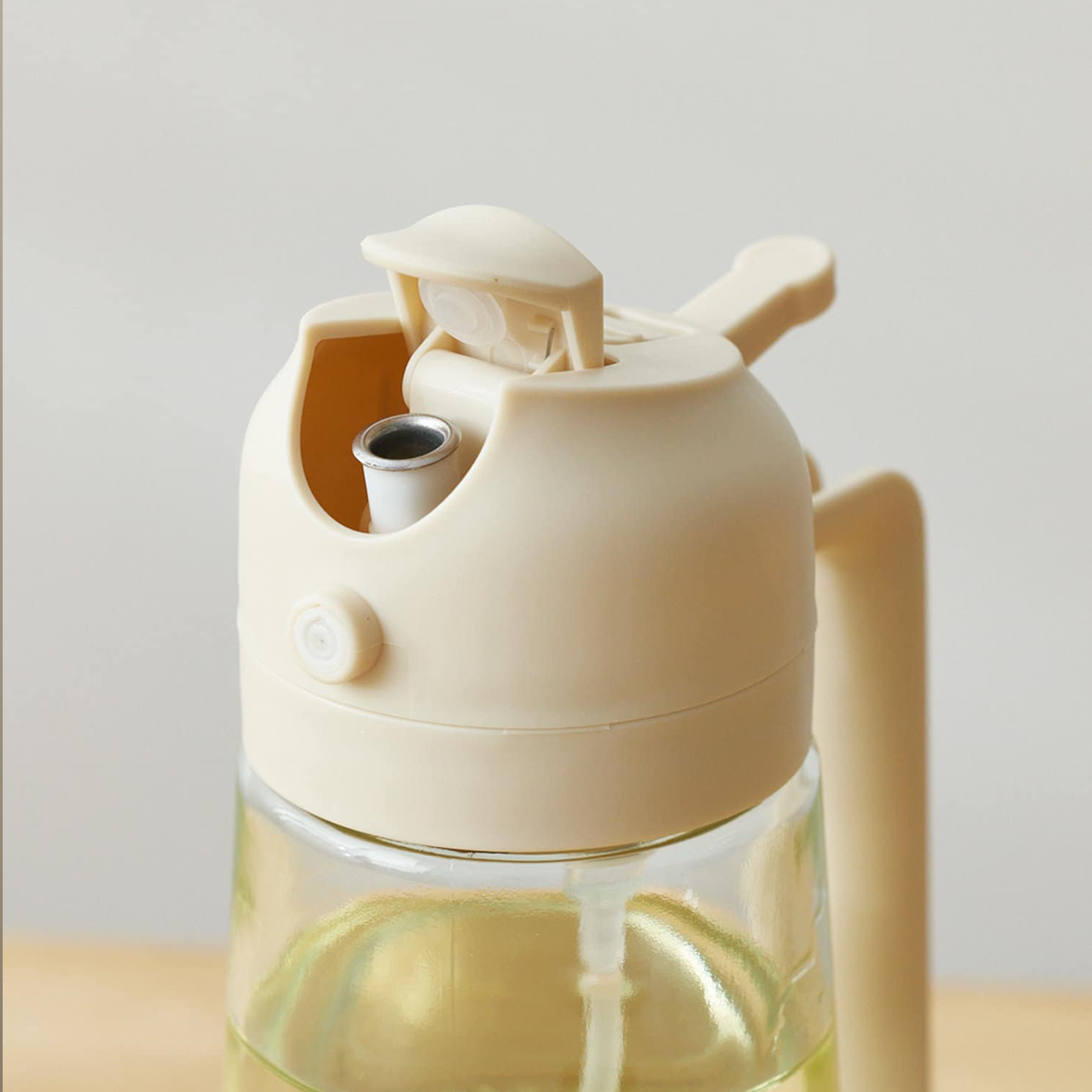 3 COINS 2-way Oil Bottle