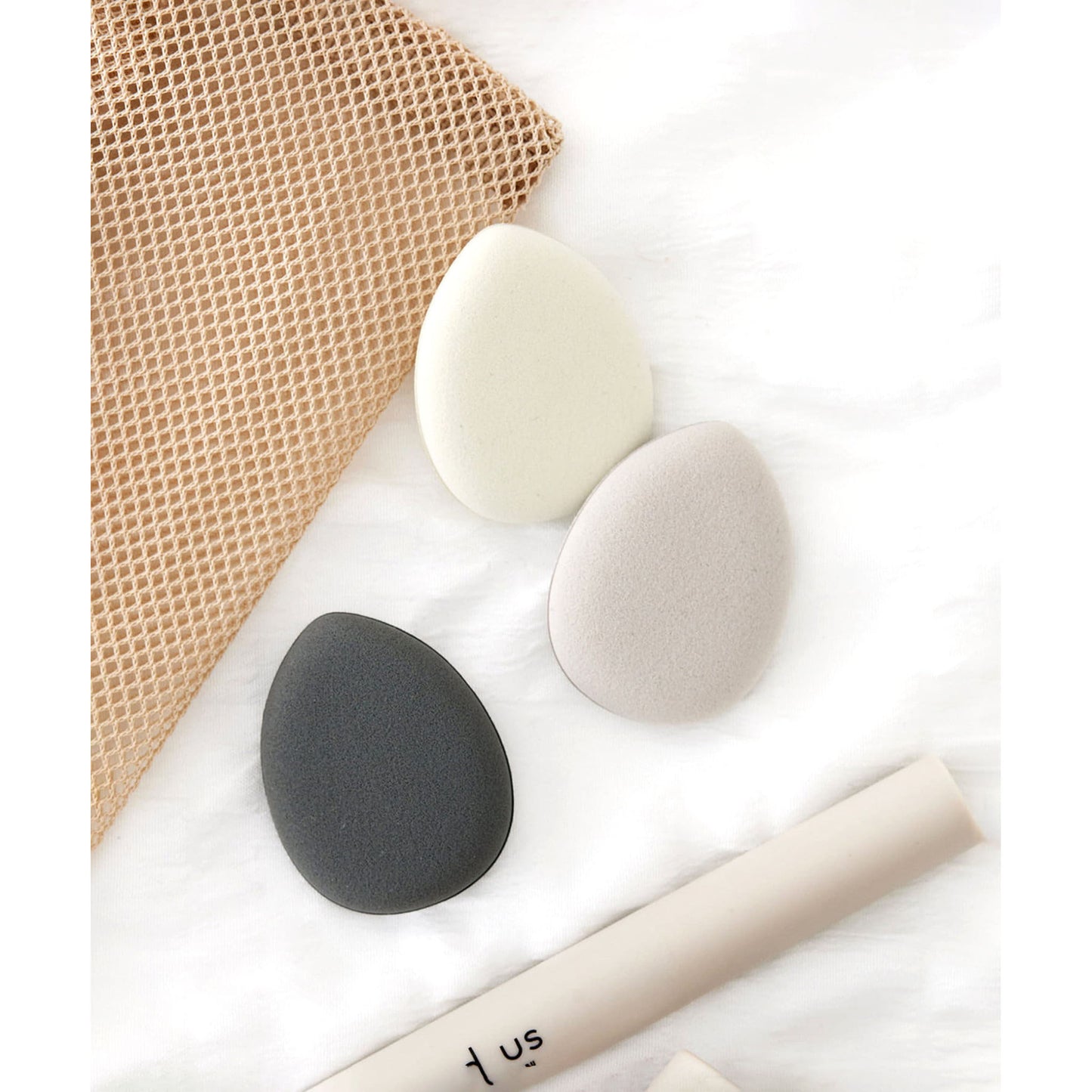 3 COINS Mini Makeup Puffs Set of 10