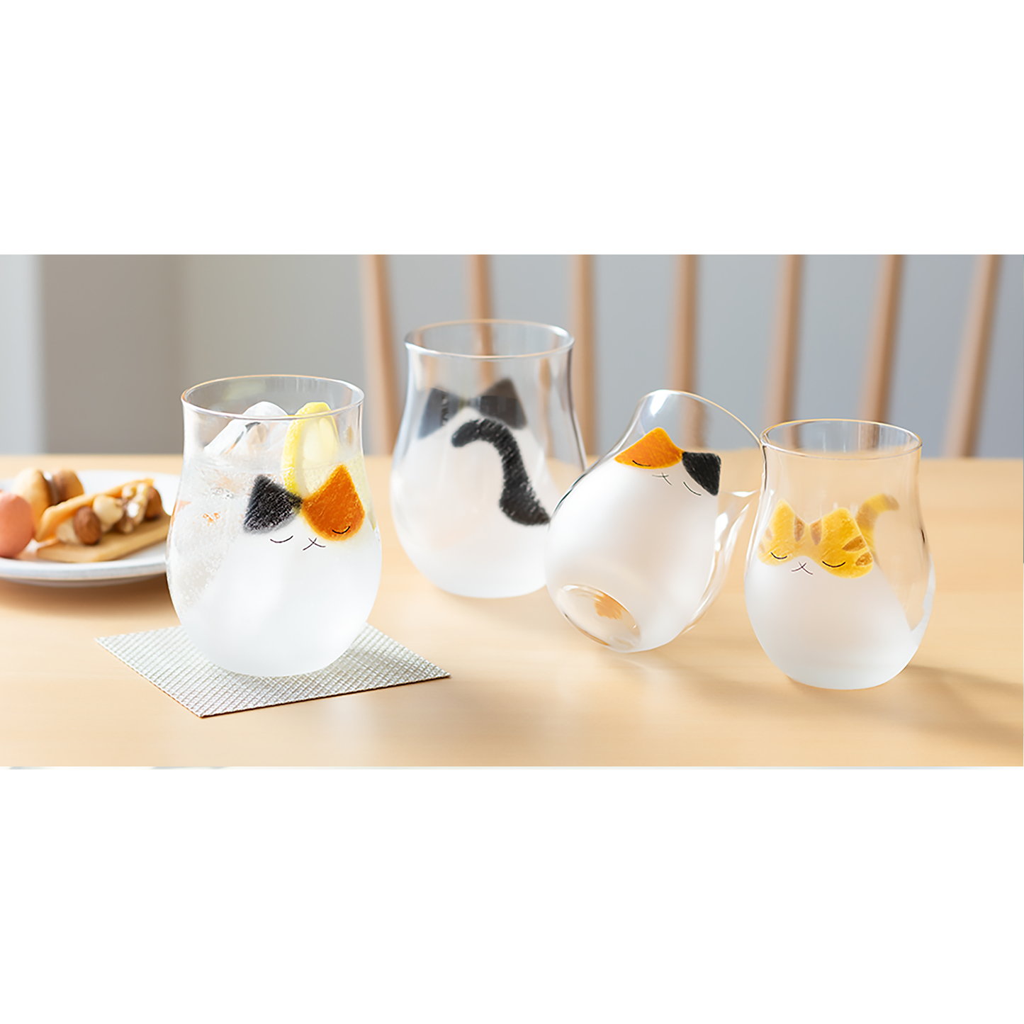 ADERIA Handcraft Cat Glass