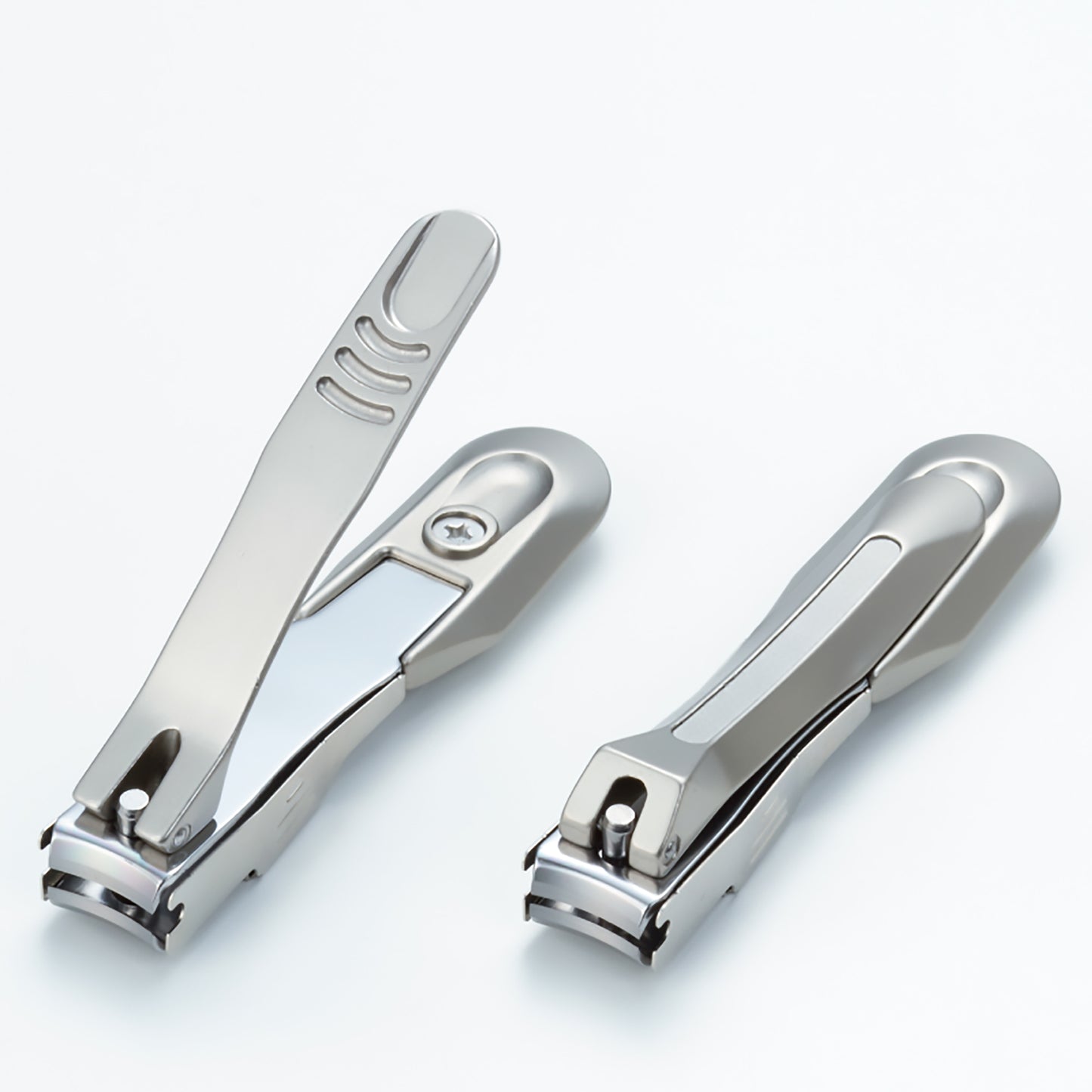GREEN BELL CRFTSMANSHIP Stainless Steel High-quality Curved Blade Nail Clipper with Metal Catcher