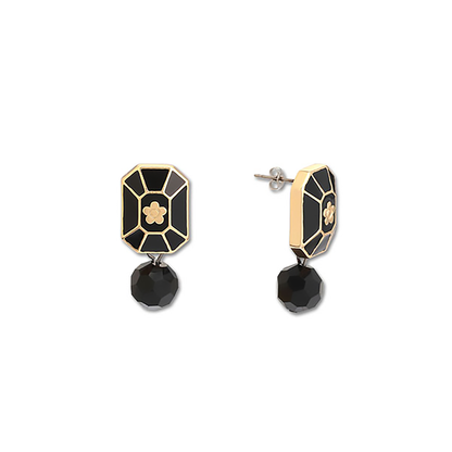 MARY QUANT Reminiscent of Gothic Vintage Ear Ring