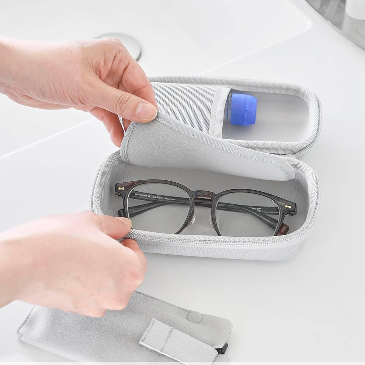 YAMAZAKI Eyeglasses and Contact Lens Case